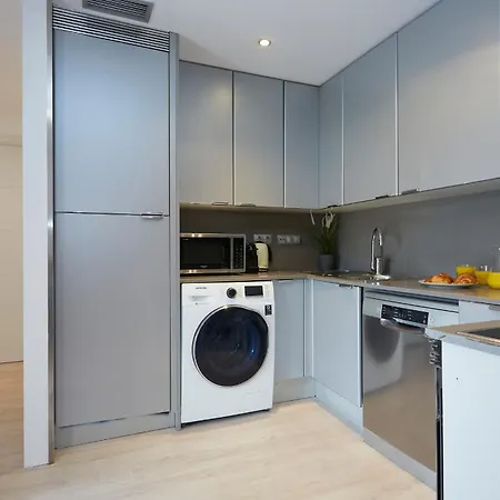 דירה Three Bedroom Two Bathroom Close To Beach