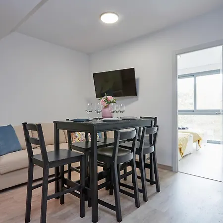 דירה Three Bedroom Two Bathroom Close To Beach
